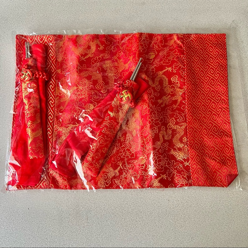 Set 2 Pair Chopsticks, Napkins and Placemats, NEW, Red and Gold Colors